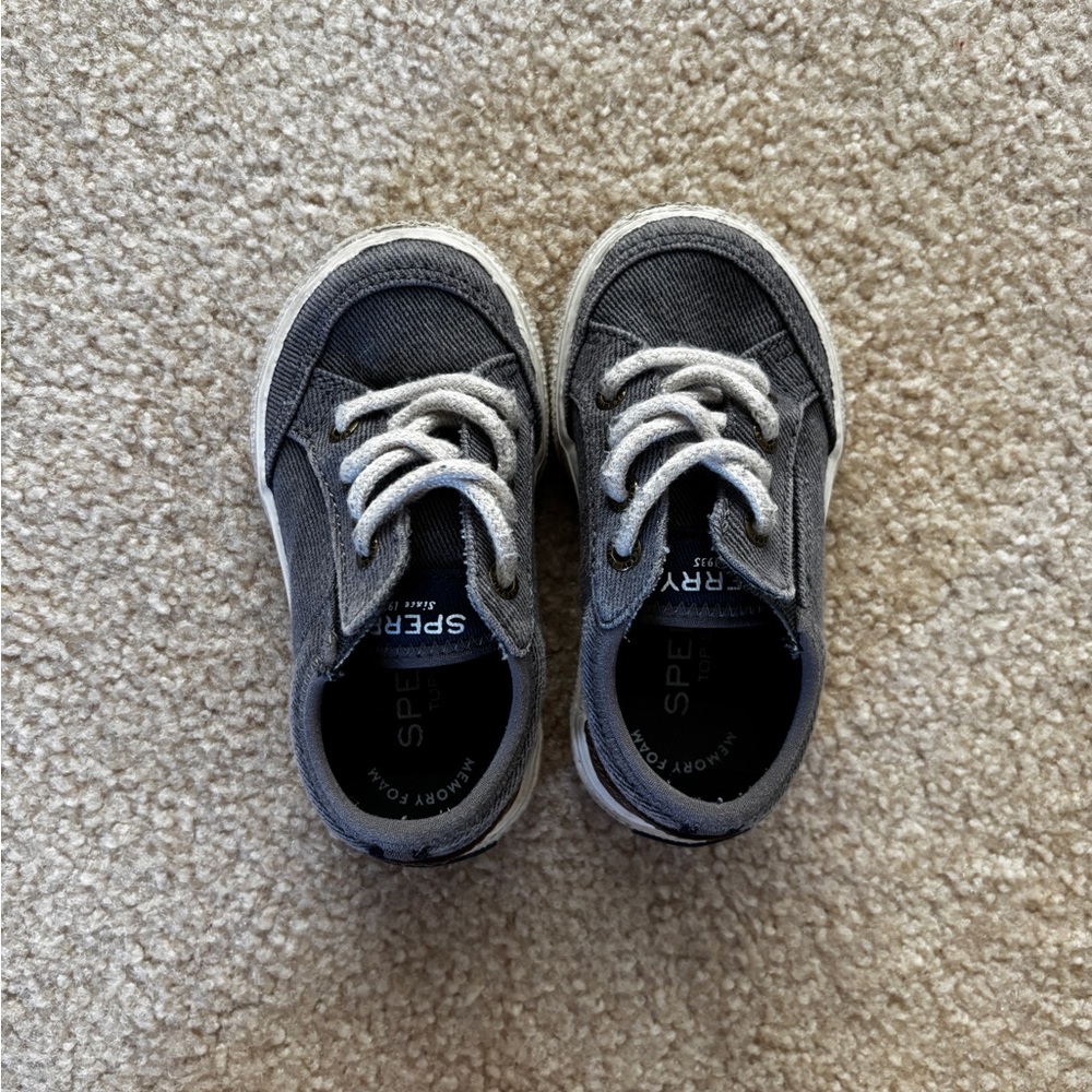 Sperry Toddler Gray Shoes Size 5